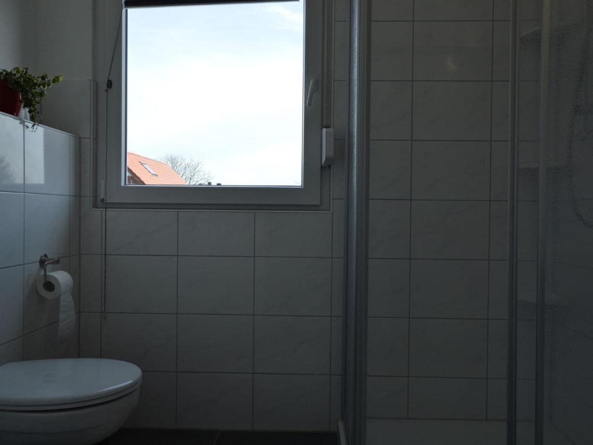 Cozy Apartment In Rees With Free Wifi Екстер'єр фото